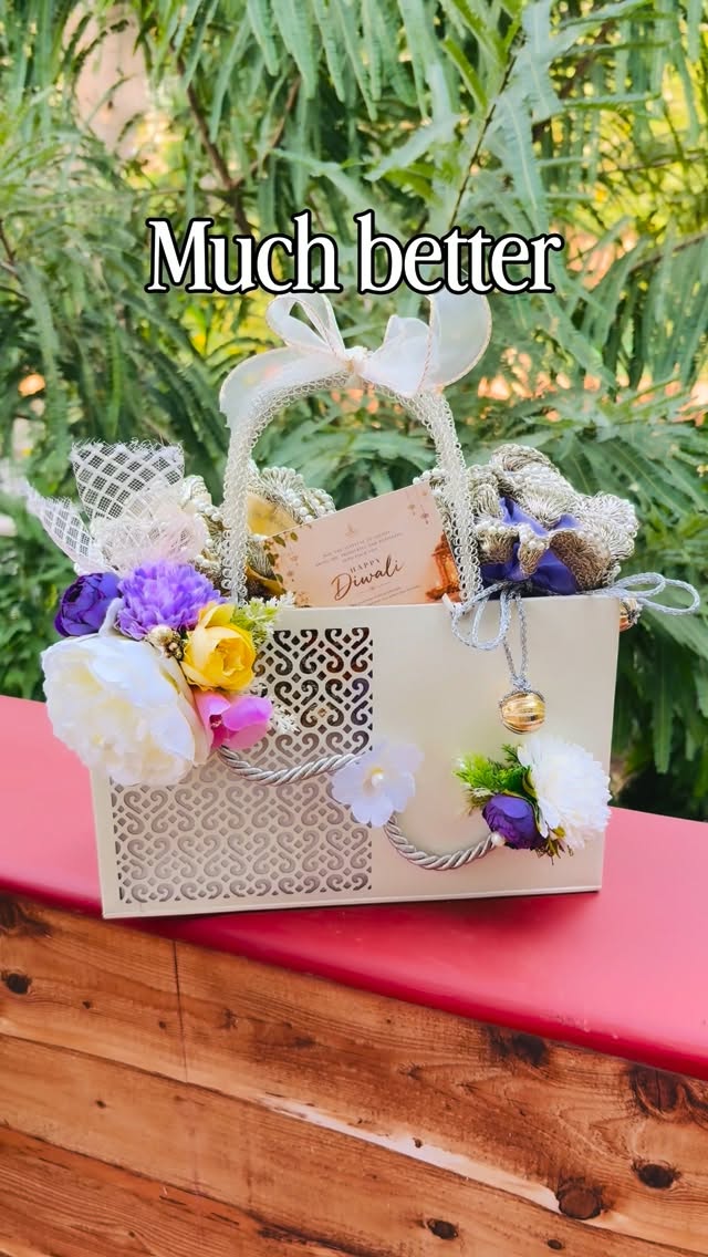 Floral gift bag hamper